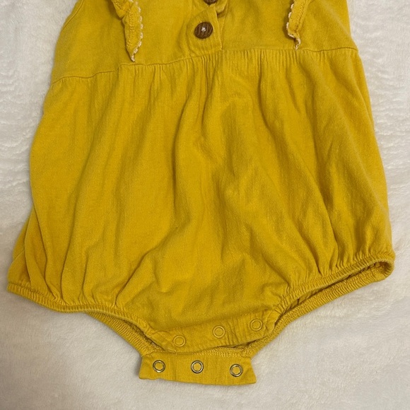 Wonder Nation Yellow Ruffle Bodysuit - Picture 3 of 4